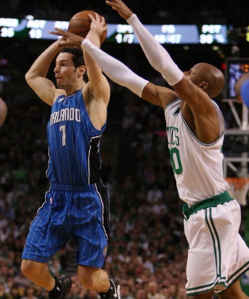 他不仅拥有 他不仅拥有